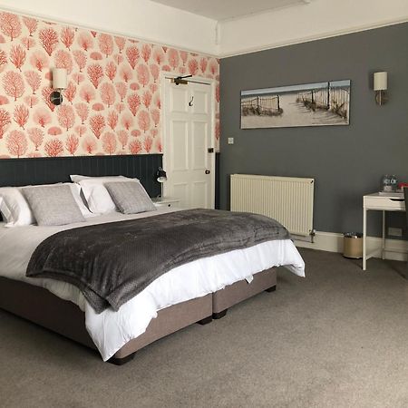 Seale Arms Bed & Breakfast Дартмут Екстериор снимка