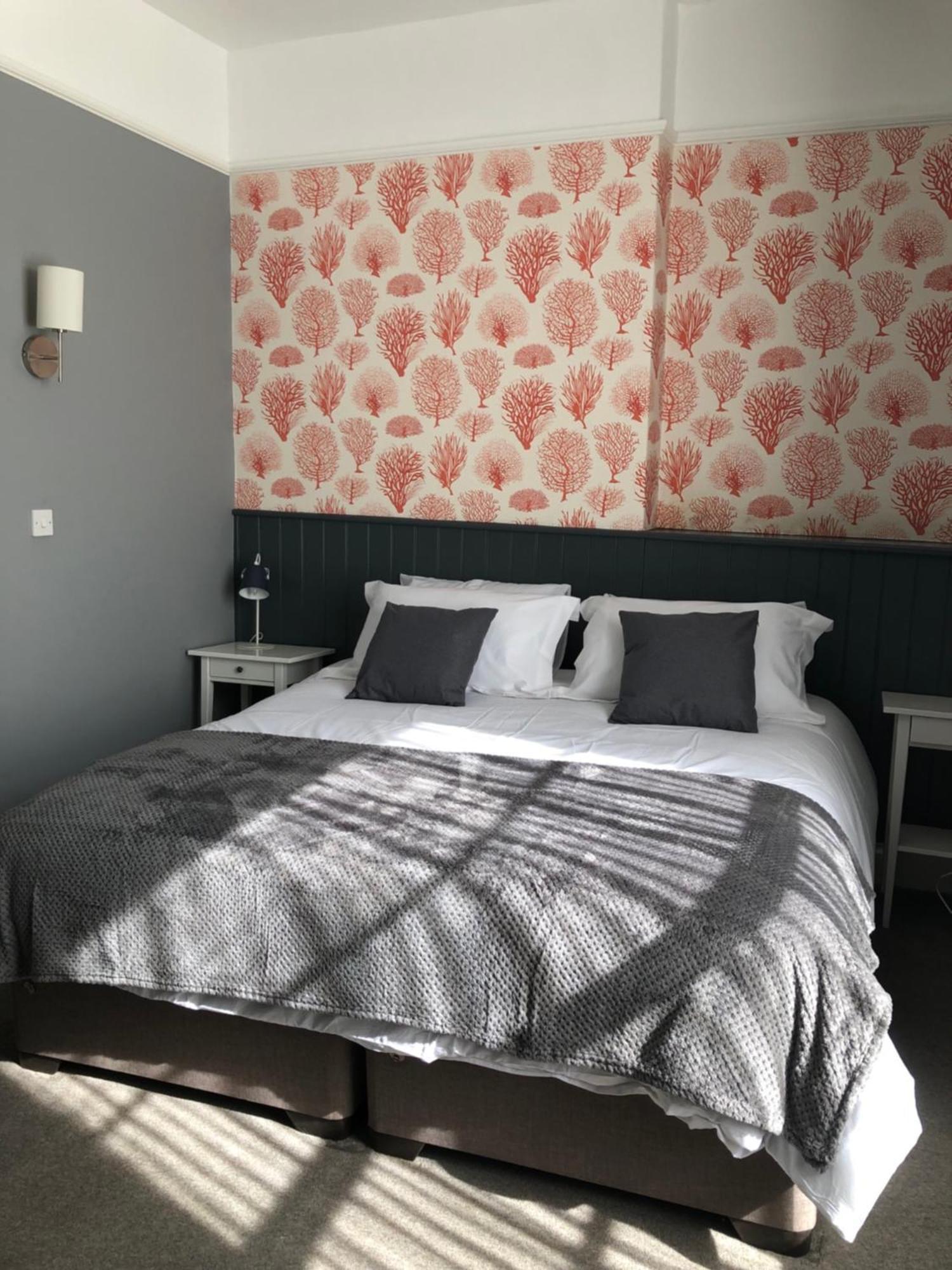 Seale Arms Bed & Breakfast Дартмут Екстериор снимка