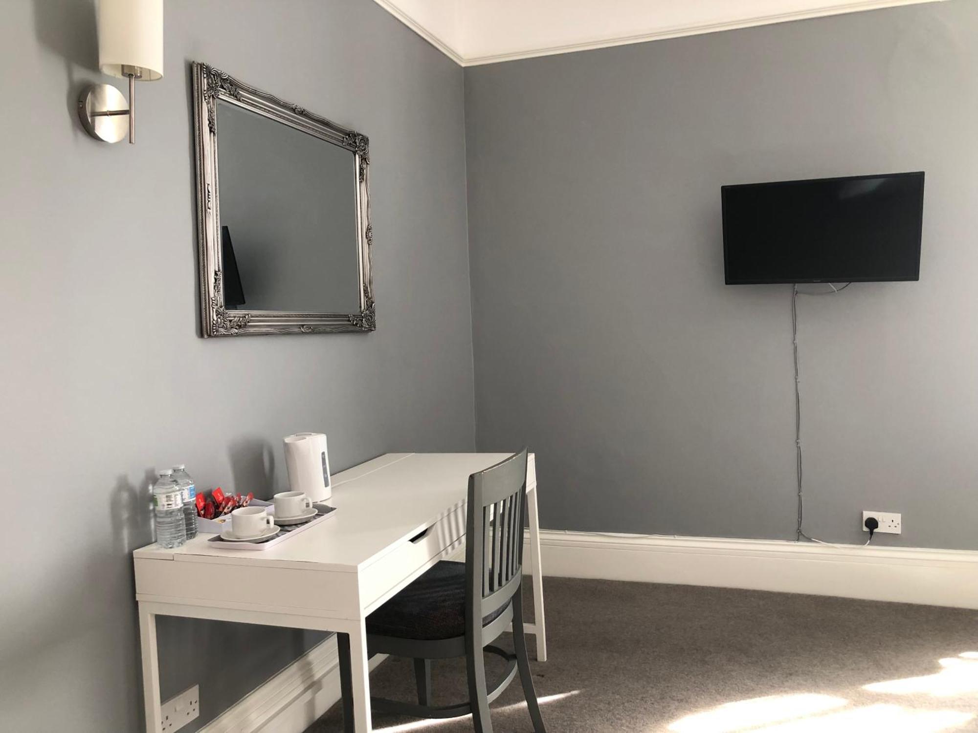 Seale Arms Bed & Breakfast Дартмут Екстериор снимка