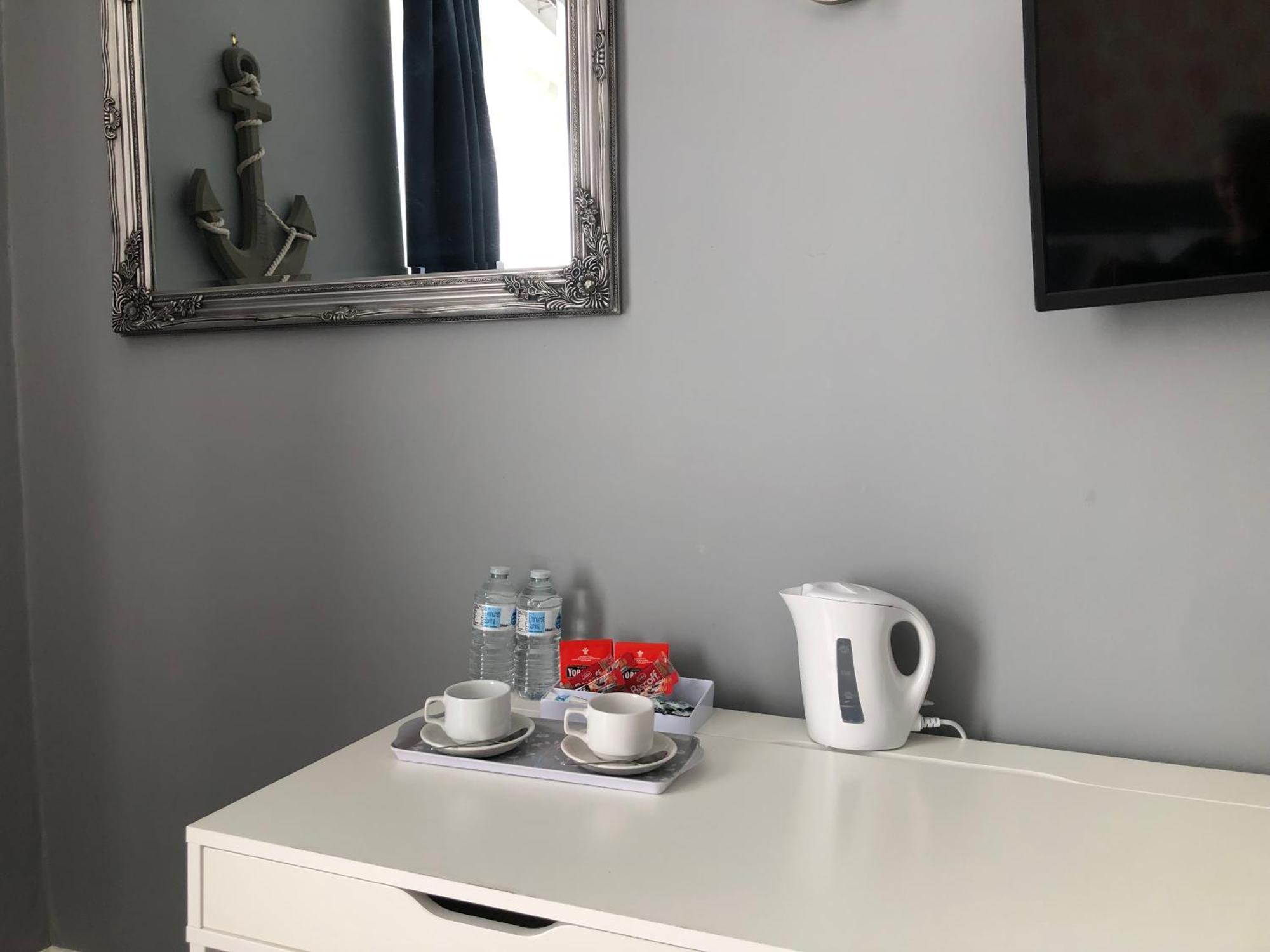 Seale Arms Bed & Breakfast Дартмут Екстериор снимка